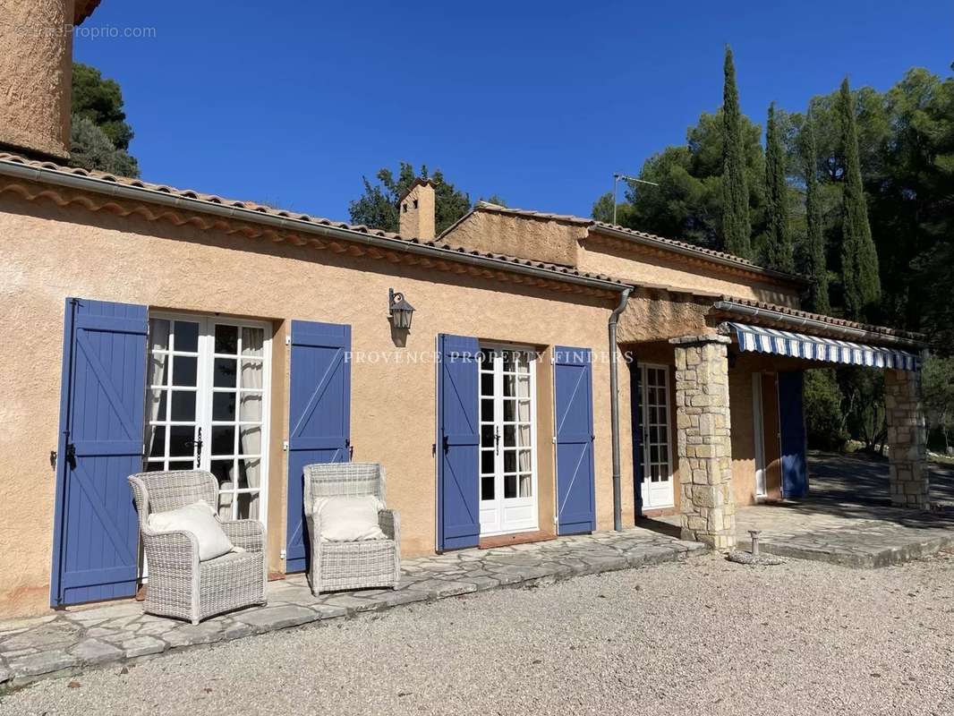 Maison à LORGUES