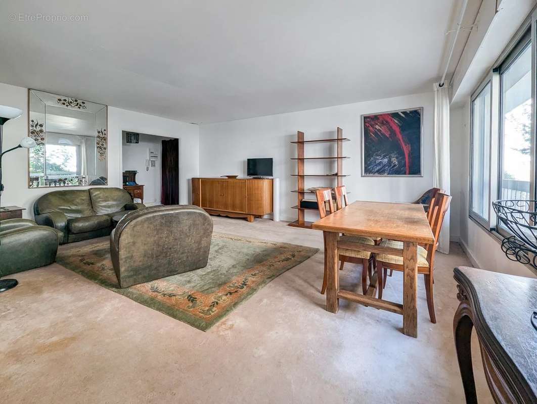 Appartement à PARIS-12E