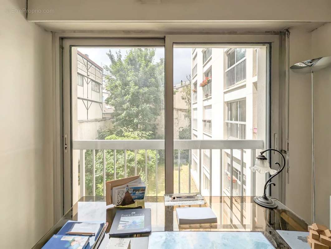 Appartement à PARIS-12E