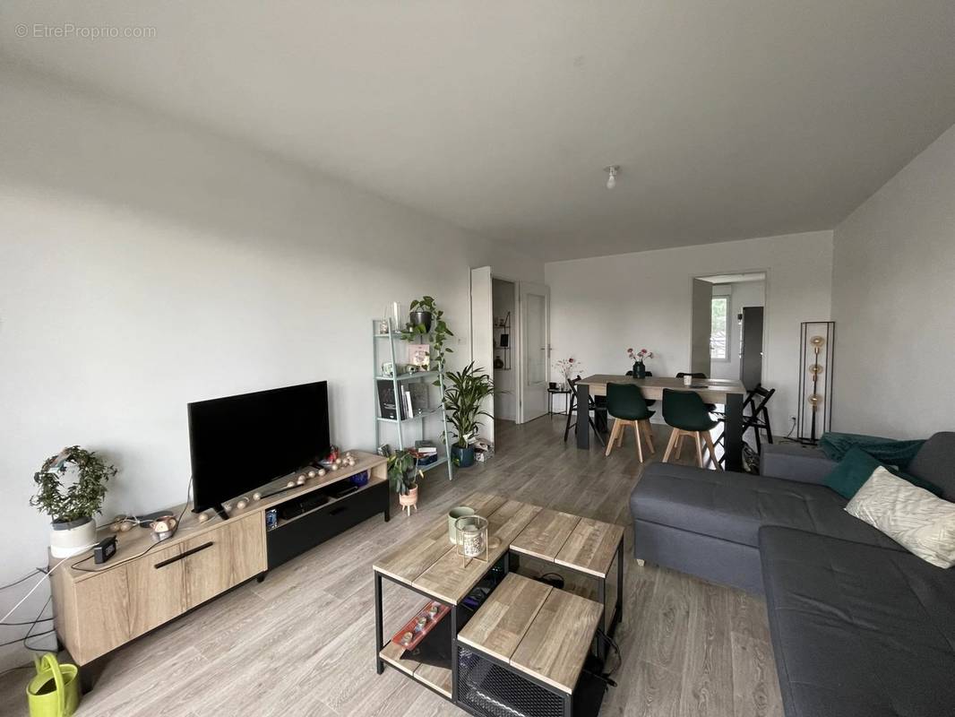 Appartement à SAINT-SEBASTIEN-SUR-LOIRE