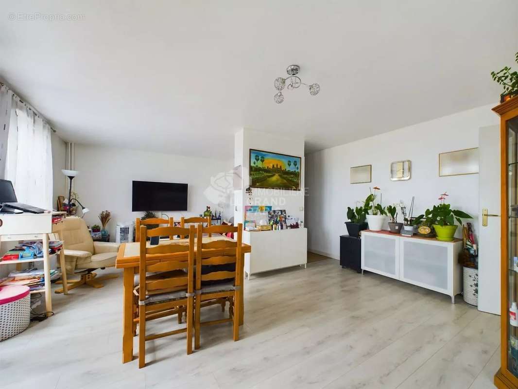 Appartement à VITRY-SUR-SEINE