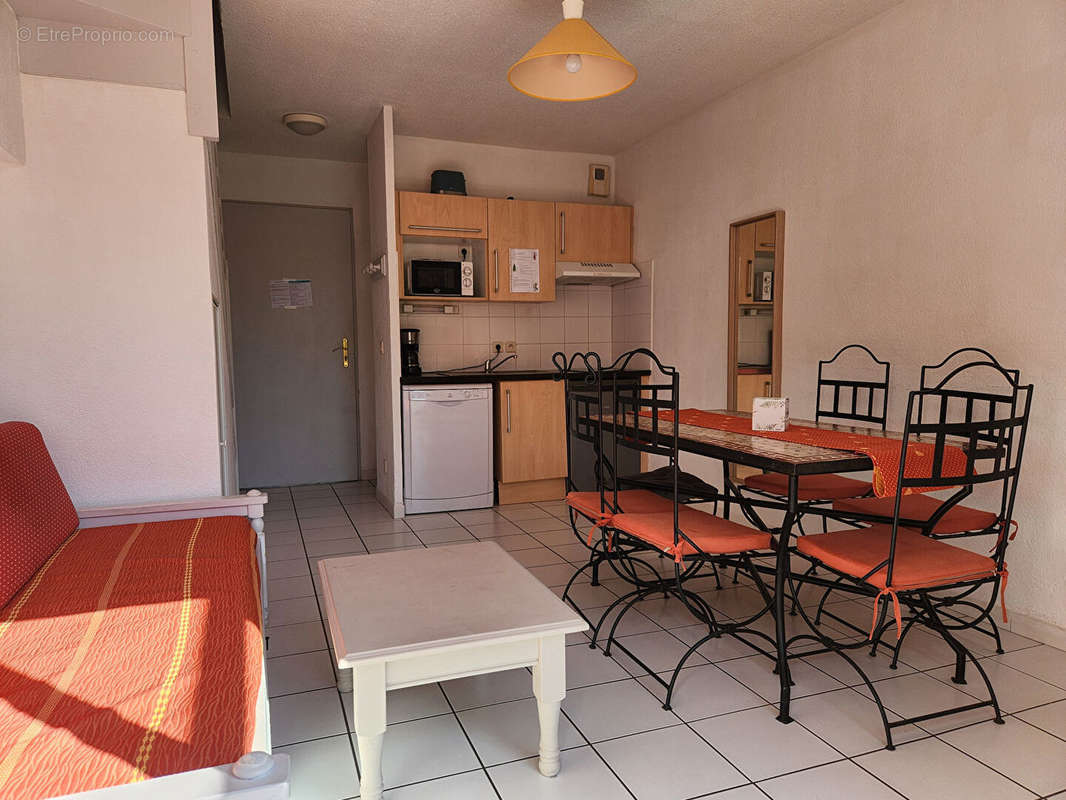 Appartement à SAINT-SATURNIN-LES-AVIGNON