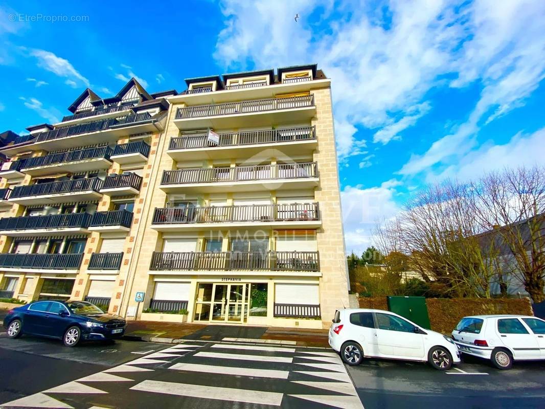 Appartement à TROUVILLE-SUR-MER