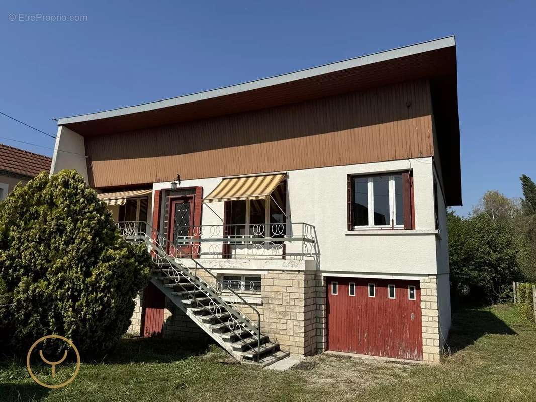 Maison à ROMILLY-SUR-SEINE