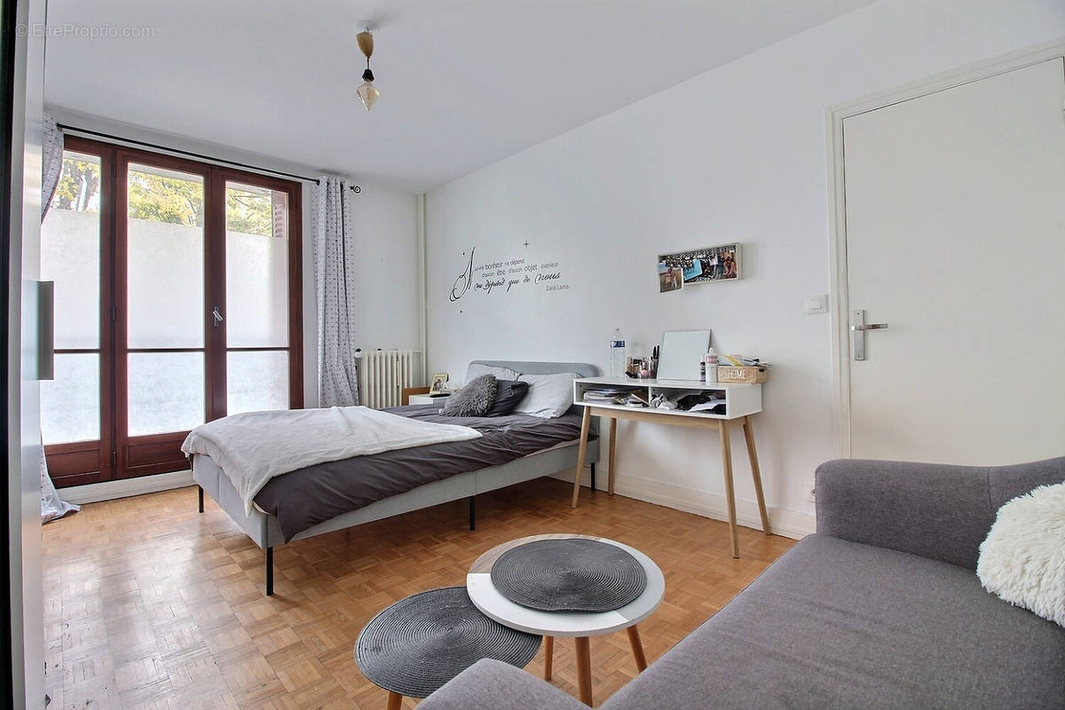 Appartement à COLOMBES