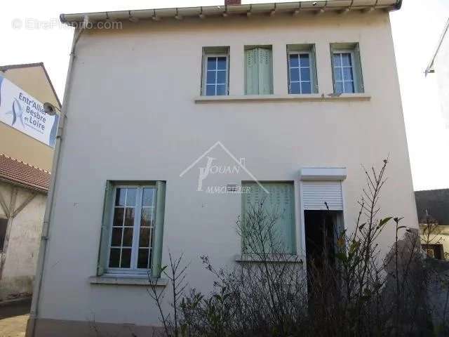 Maison à VARENNES-SUR-ALLIER