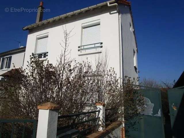 Maison à VARENNES-SUR-ALLIER