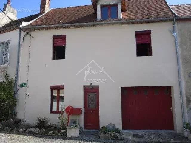 Maison à SAINT-GERAND-LE-PUY