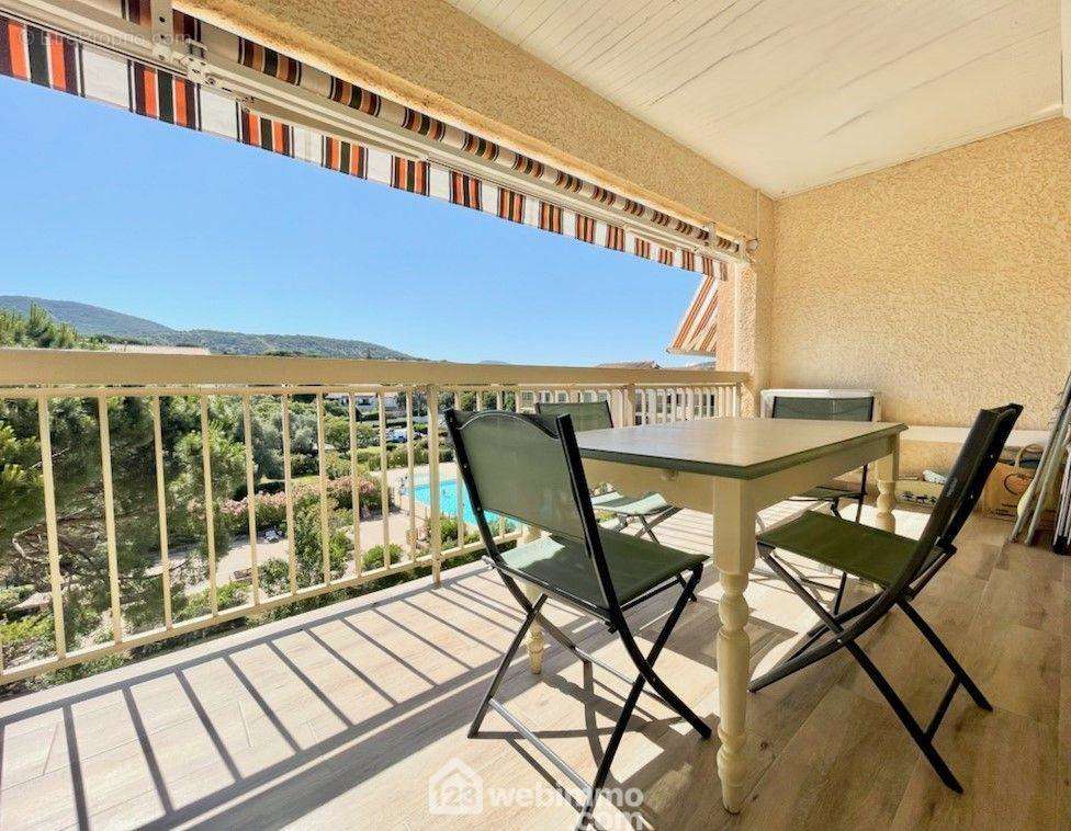 Grande Terrasse de 11m2 - Appartement à SAINTE-MAXIME