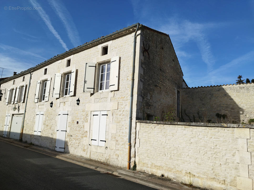 Maison à VOUHARTE