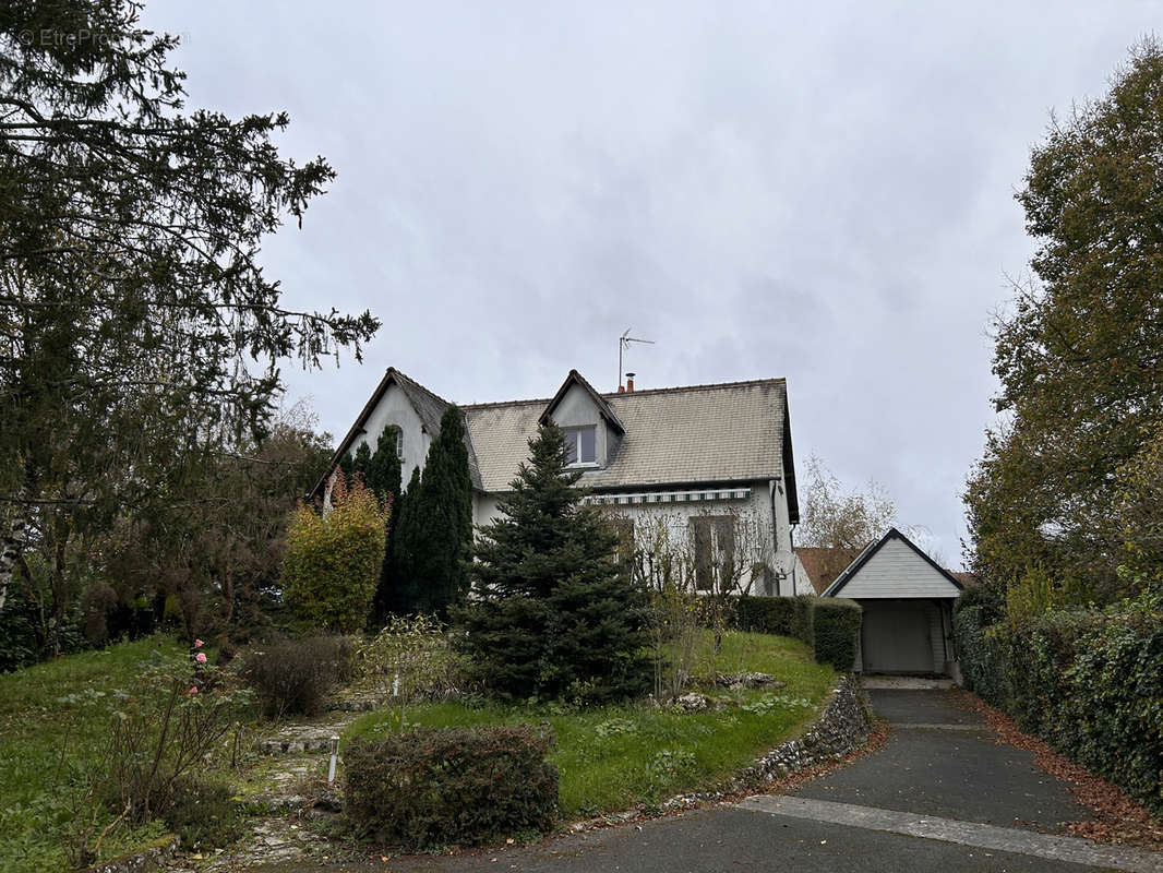 Maison à LOCHES