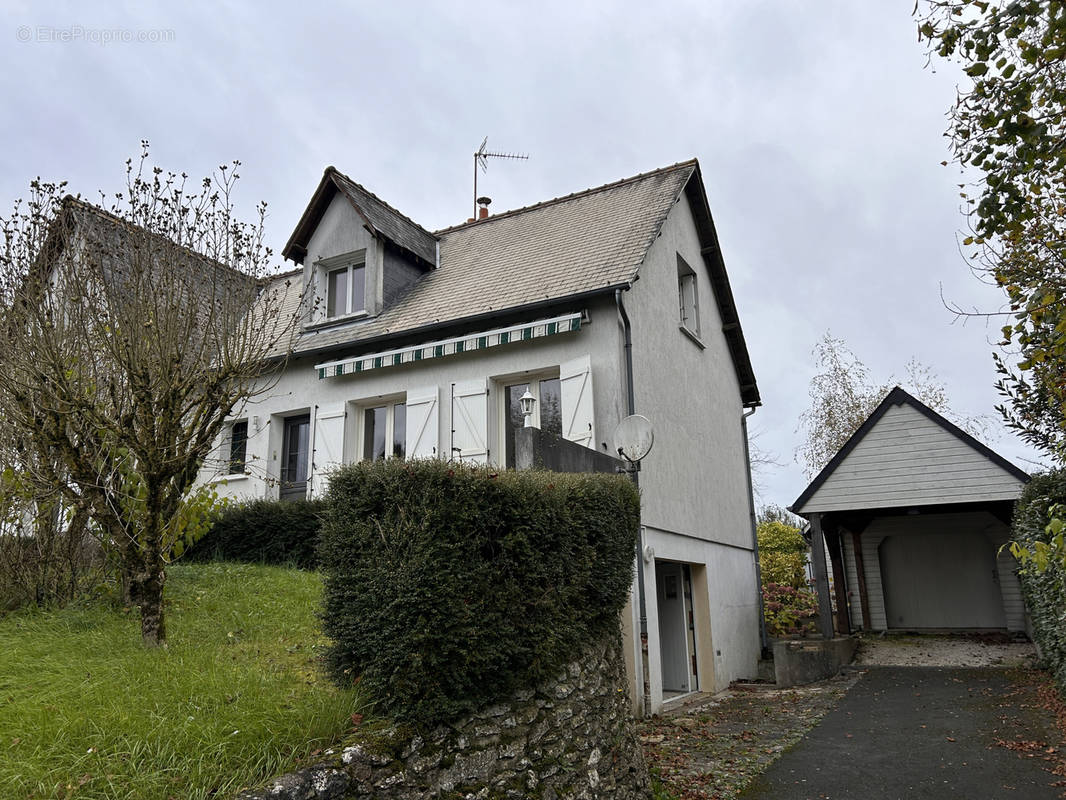 Maison à LOCHES