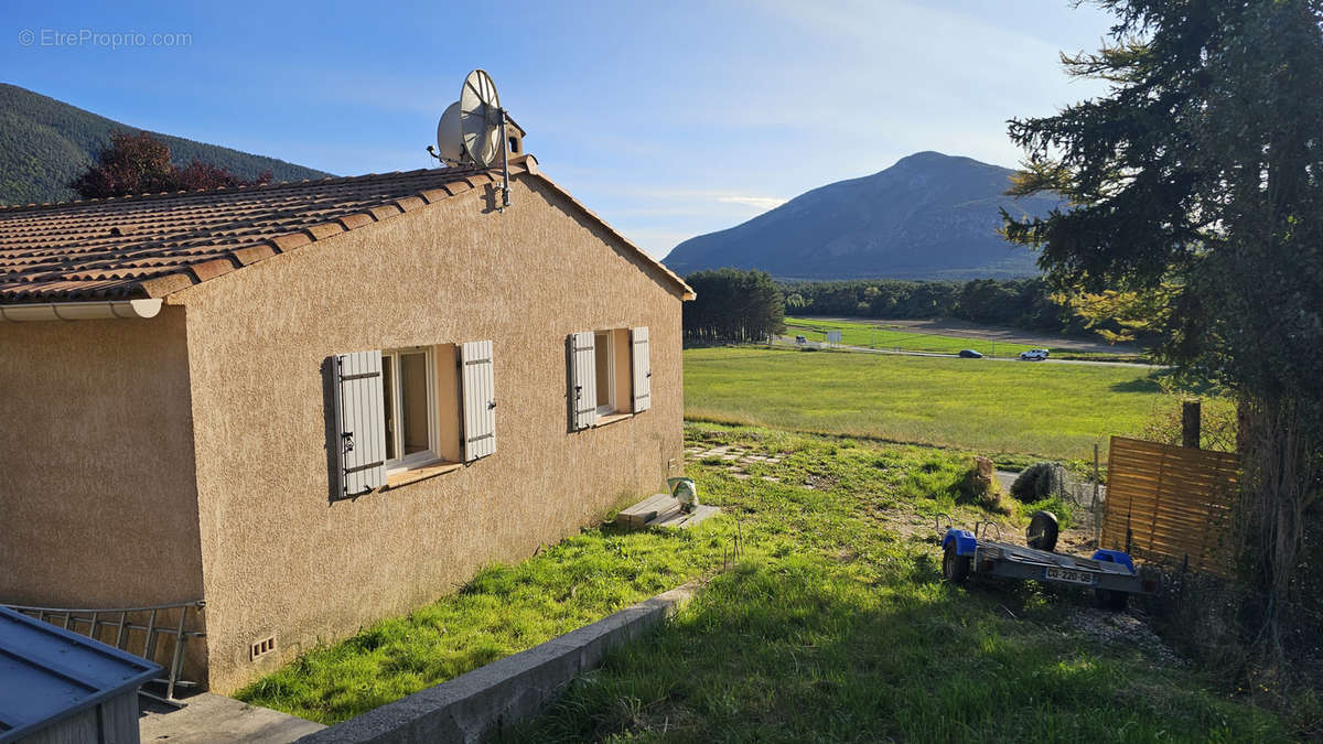 Maison à SERANON