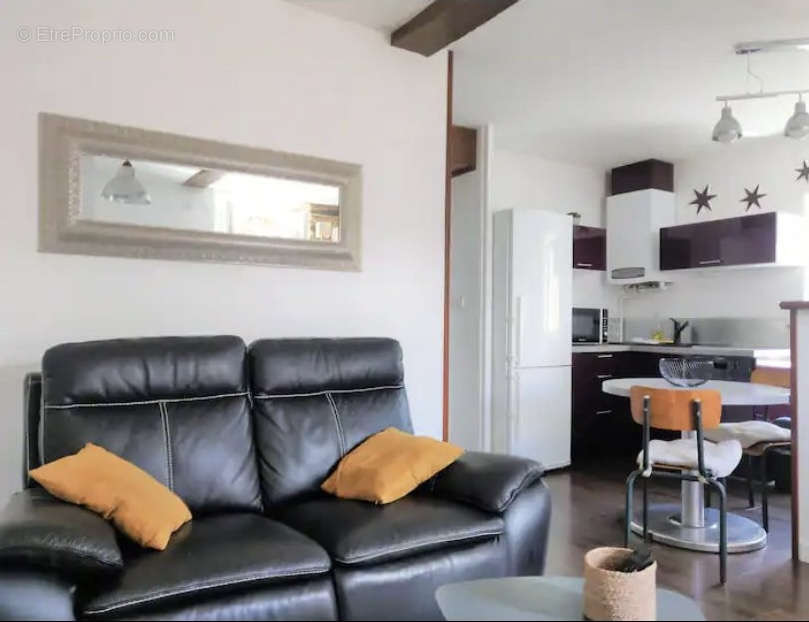 Appartement à GAN