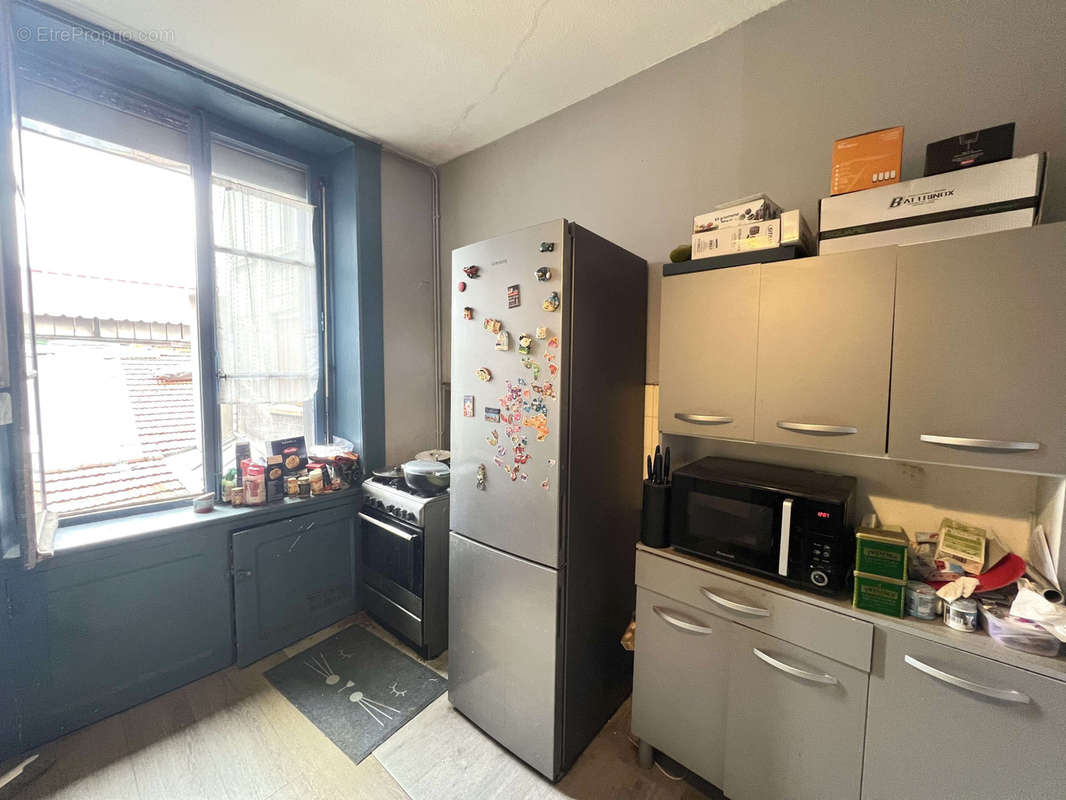 Appartement à SAINT-ETIENNE