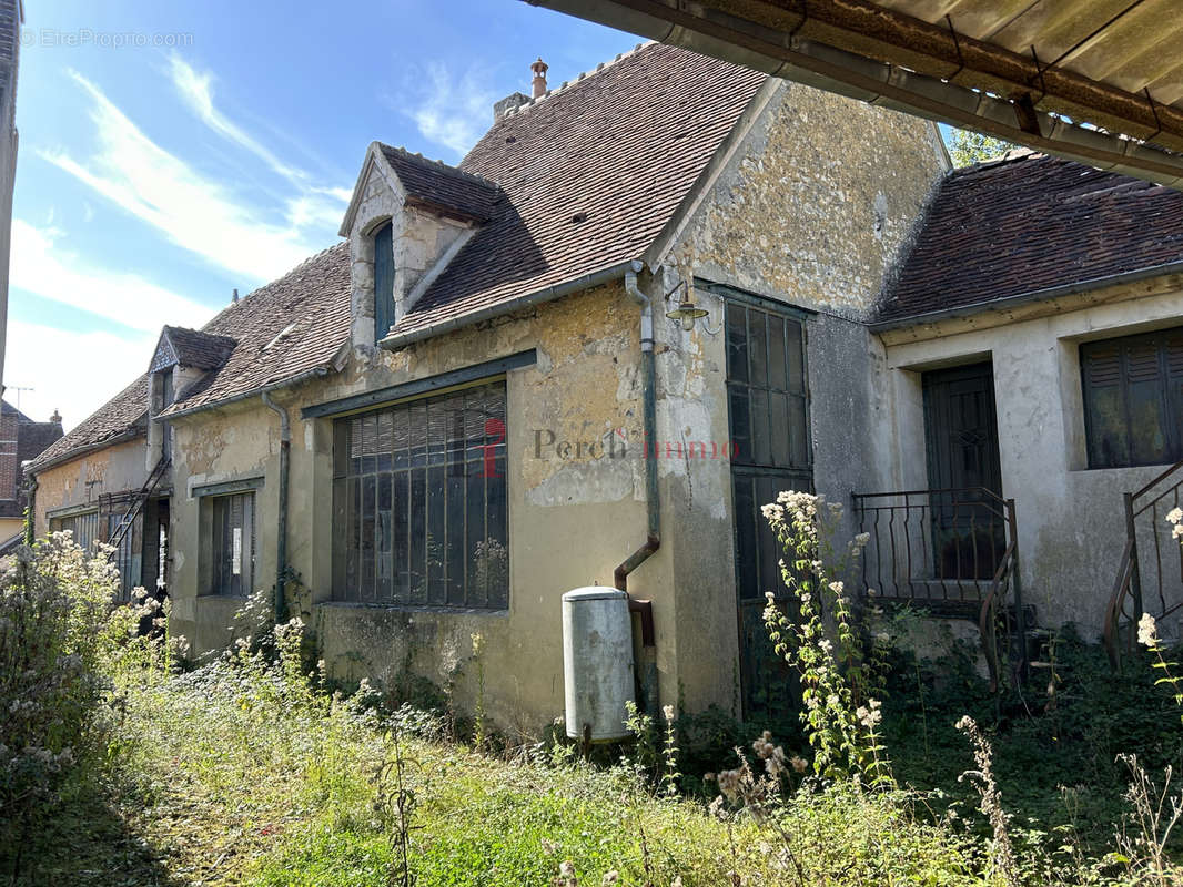 Maison à REMALARD