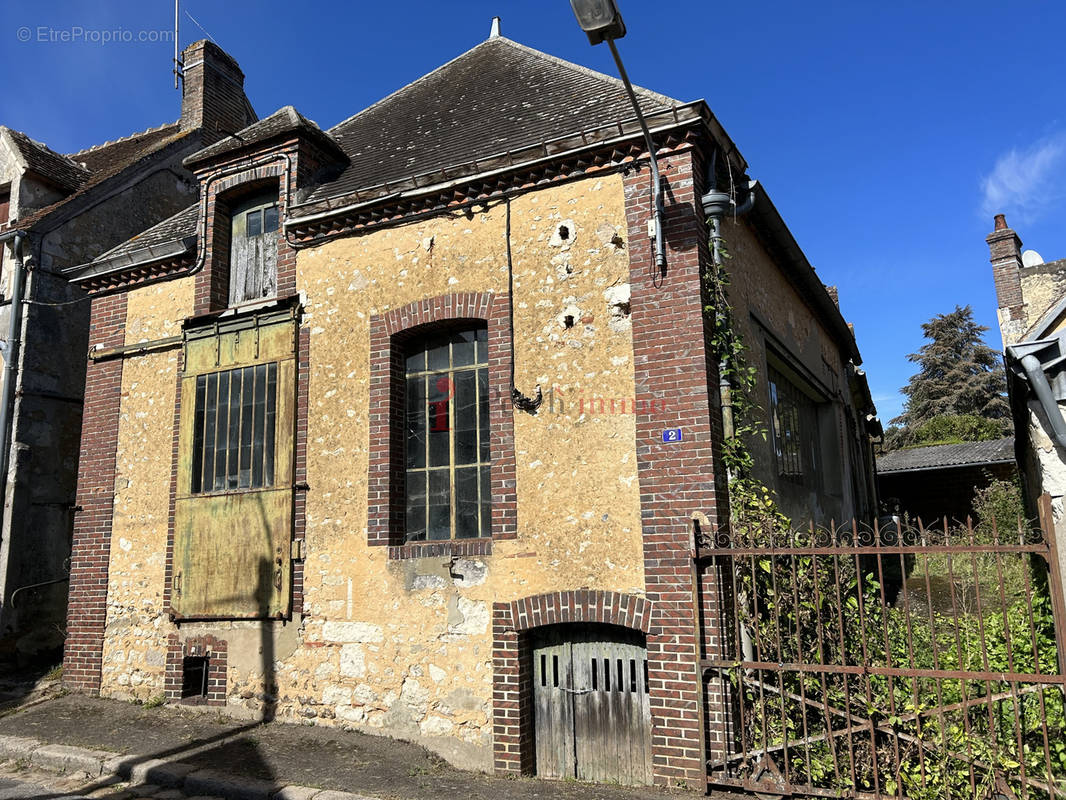 Maison à REMALARD