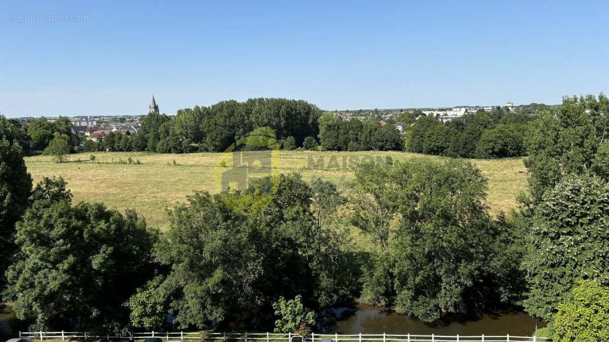 Appartement à CHATEAUROUX