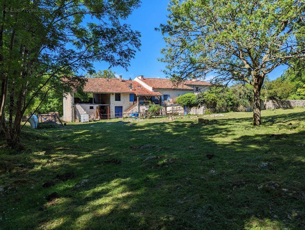 Maison à LA BASTIDE-DE-SEROU