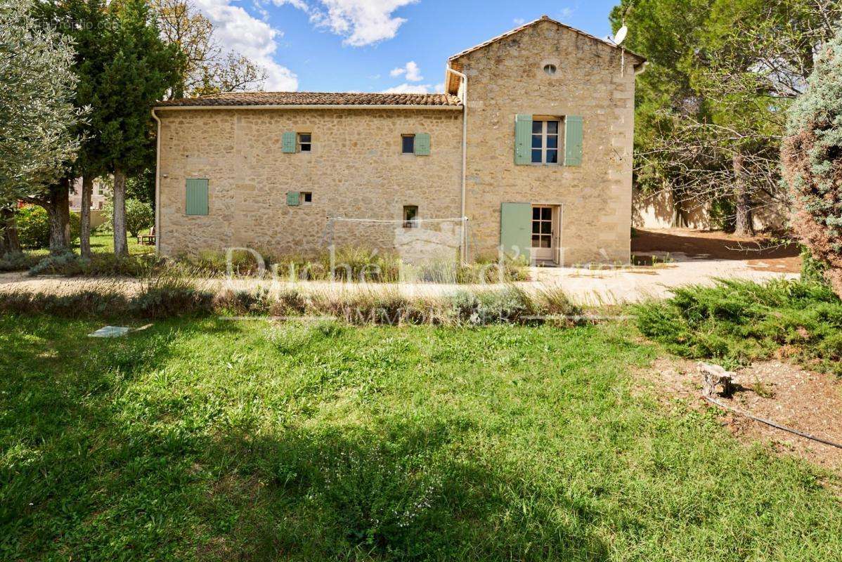 Maison à UZES