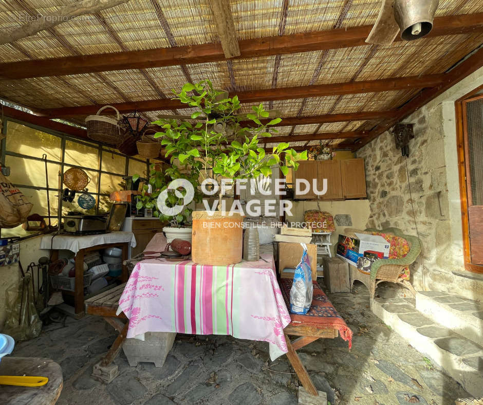 Maison à TAURIAC-DE-CAMARES