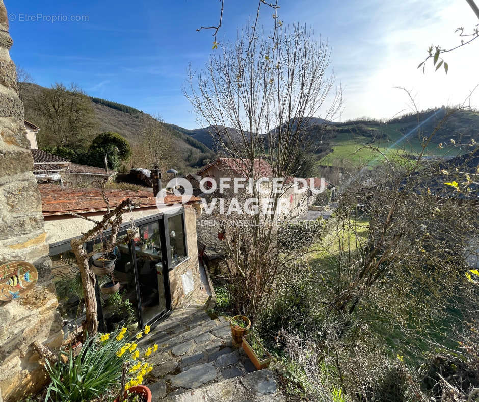 Maison à TAURIAC-DE-CAMARES