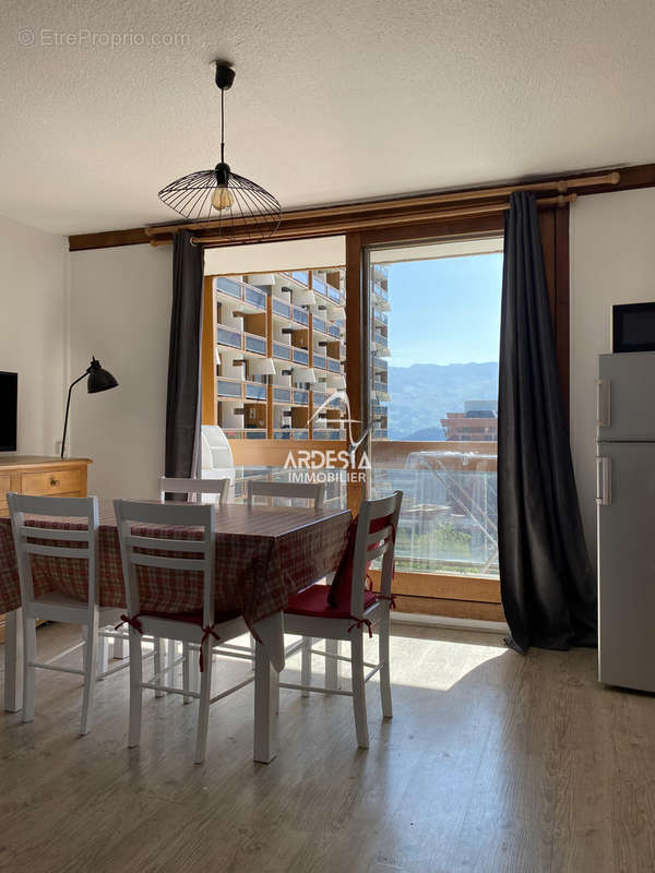 Appartement à LE CHATEL