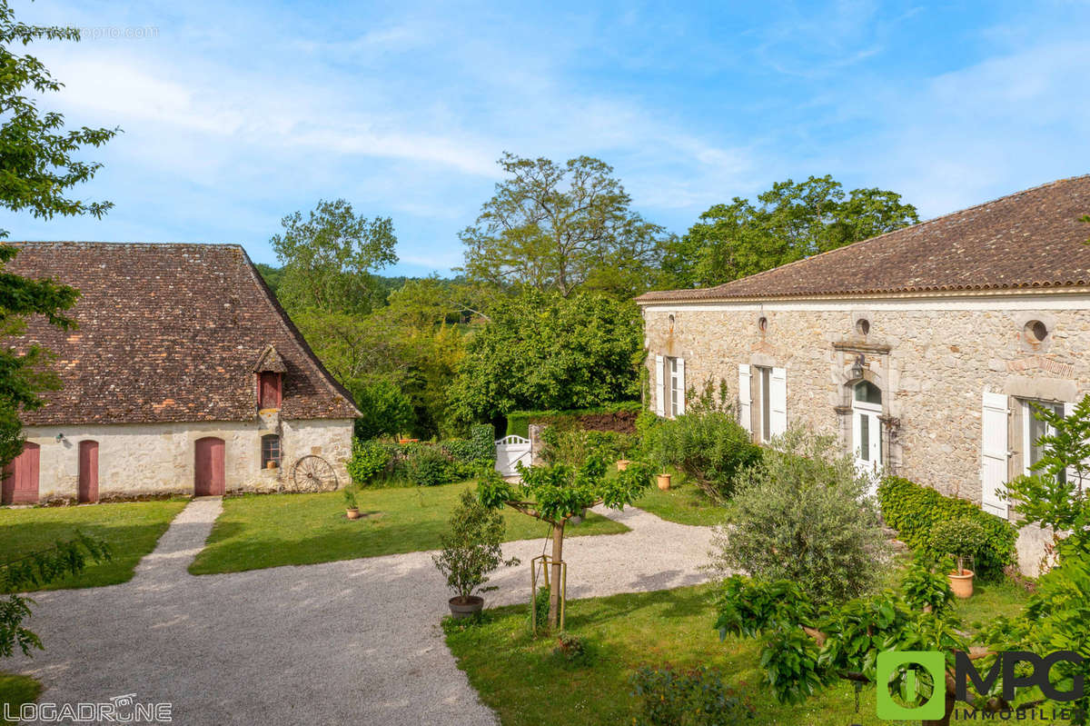 Maison à PINEL-HAUTERIVE