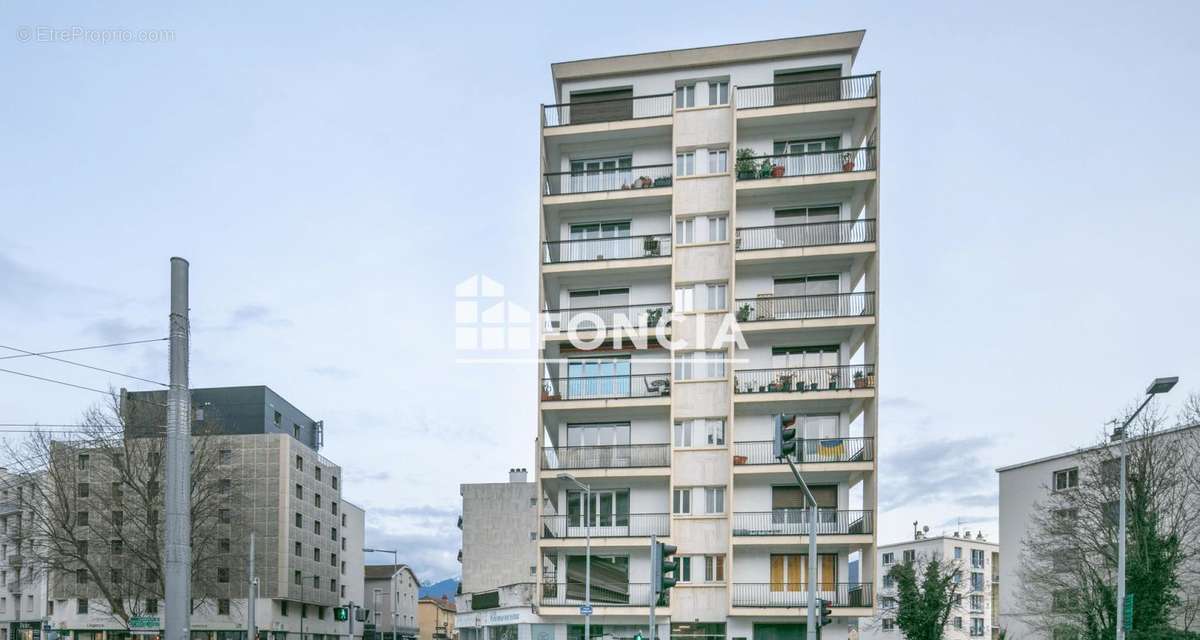 Appartement à GRENOBLE