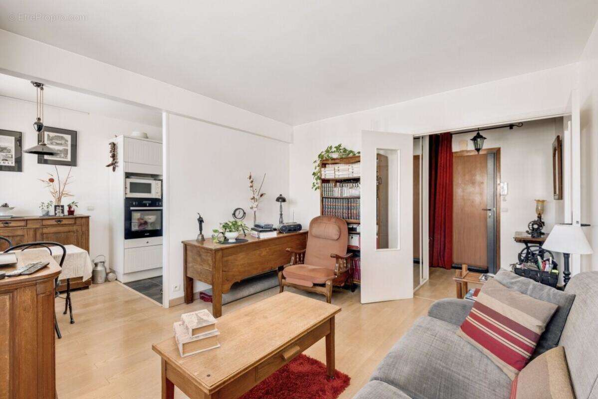 Appartement à PARIS-15E