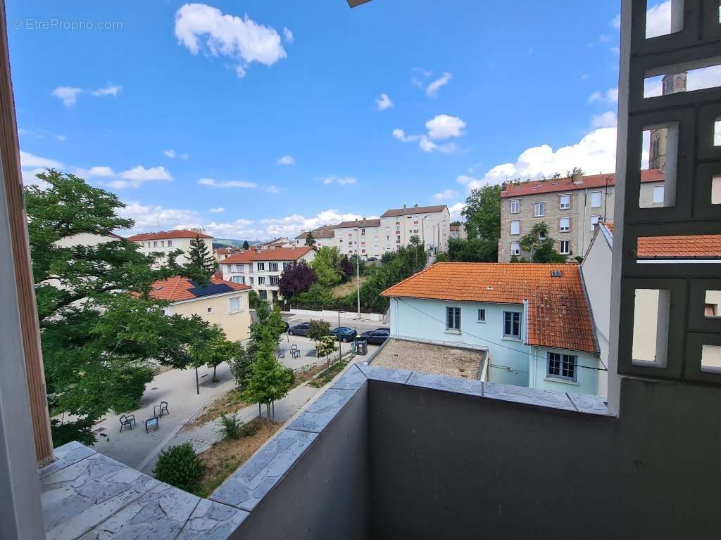 Appartement à SAINT-ETIENNE