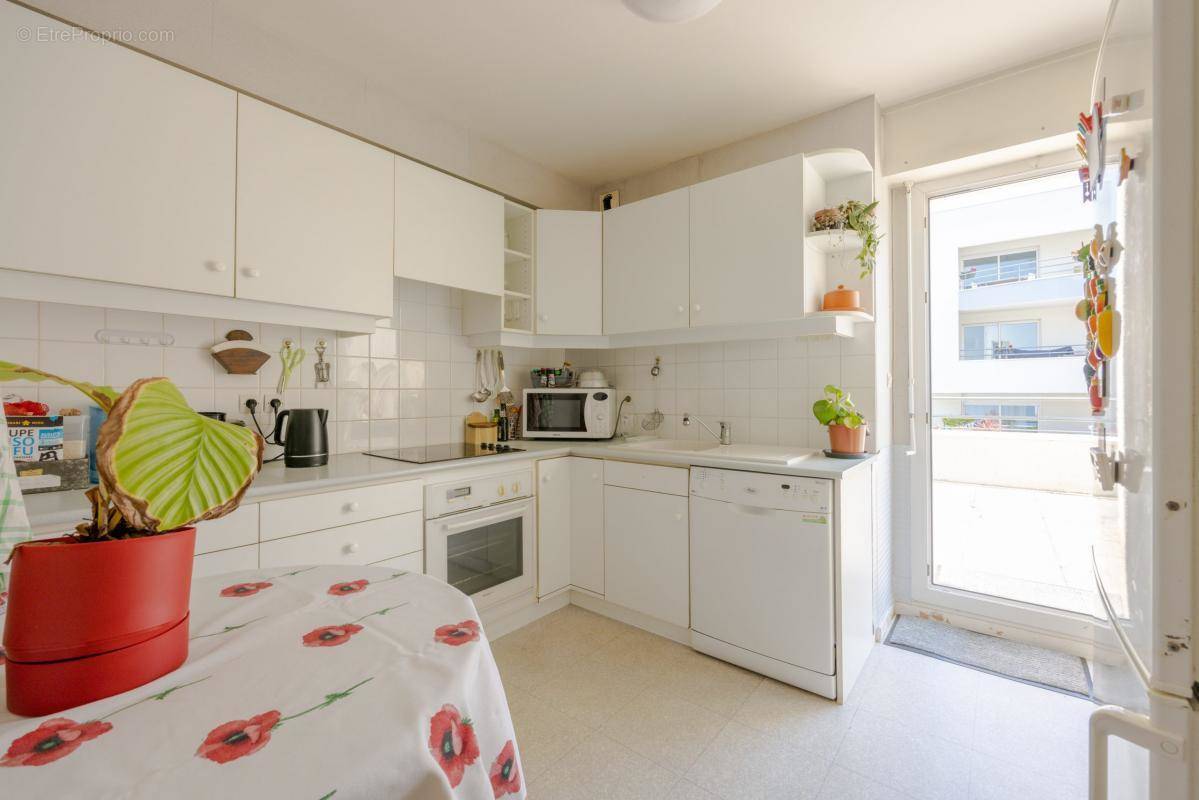 Appartement à SAINT-SEBASTIEN-SUR-LOIRE