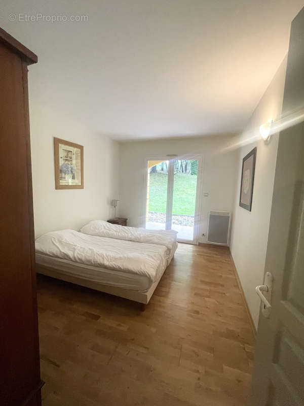 Appartement à CASTELNAUD-DE-GRATECAMBE