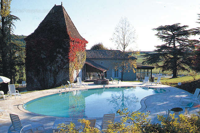 Appartement à CASTELNAUD-DE-GRATECAMBE