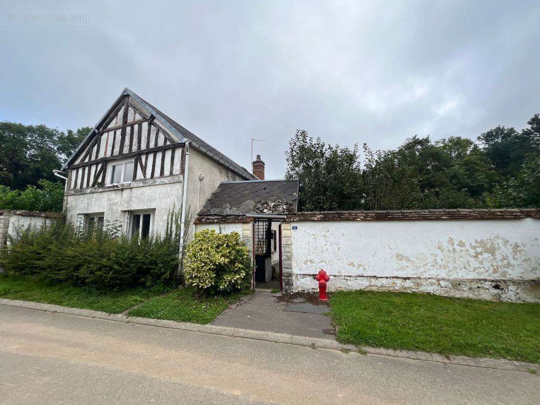 Maison à VERDEREL-LES-SAUQUEUSE