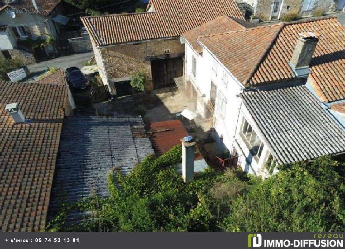 Maison à VERTEUIL-SUR-CHARENTE