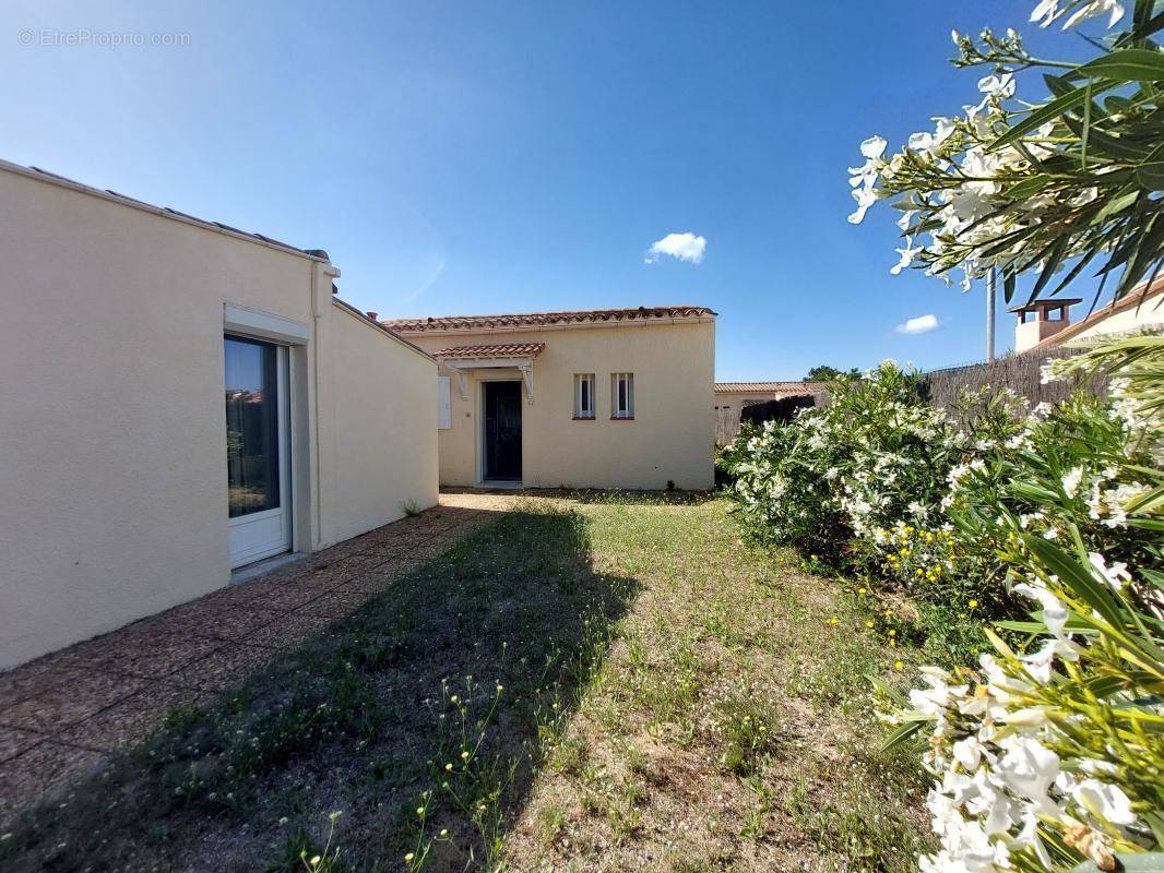 Maison à SAINT-CYPRIEN