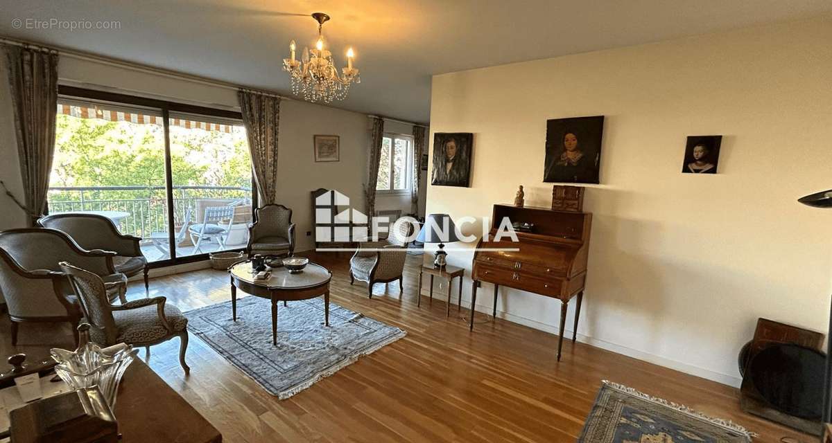 Appartement à LYON-4E