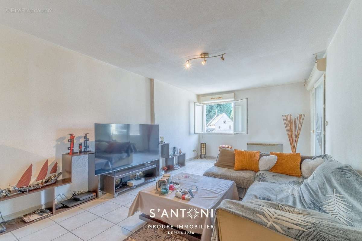 Appartement à BEZIERS