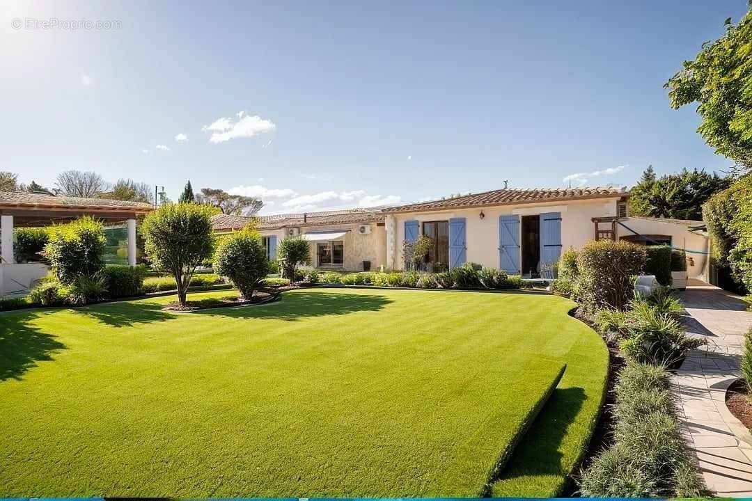 Maison à VILLENEUVE-LES-BEZIERS