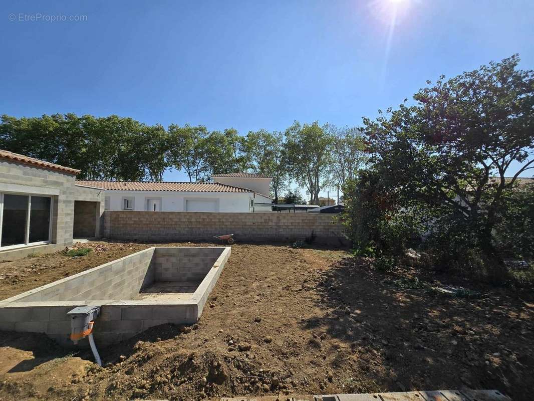 Maison à VILLENEUVE-LES-BEZIERS