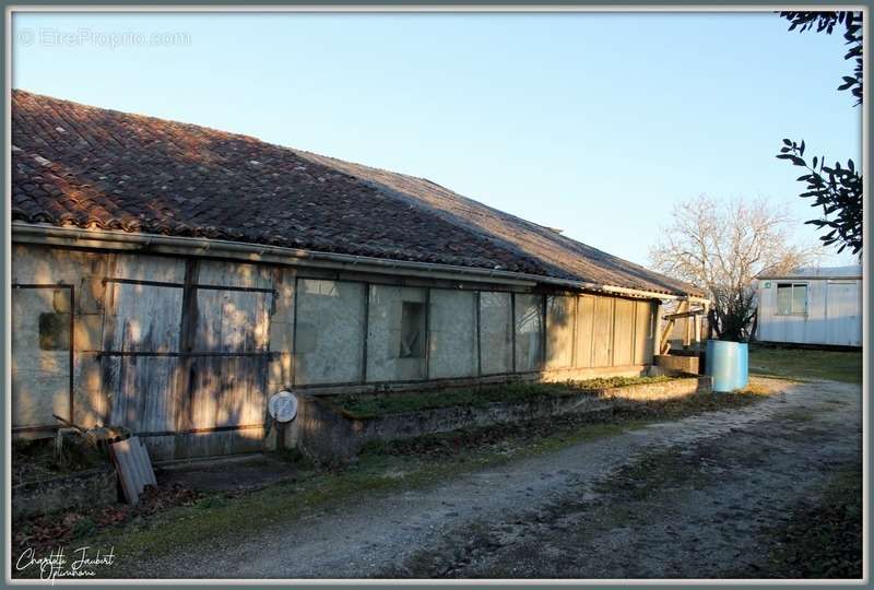 Maison à CHALAIS