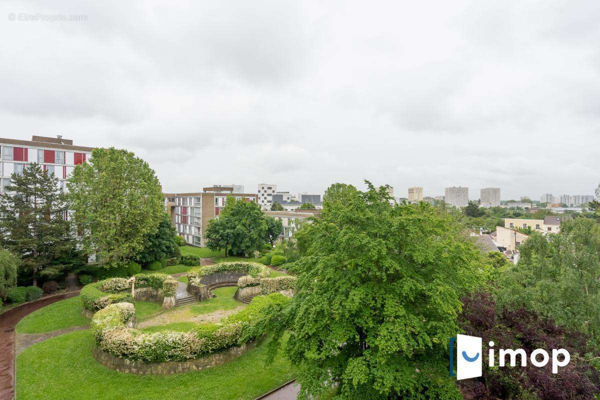 Appartement à SAINT-DENIS