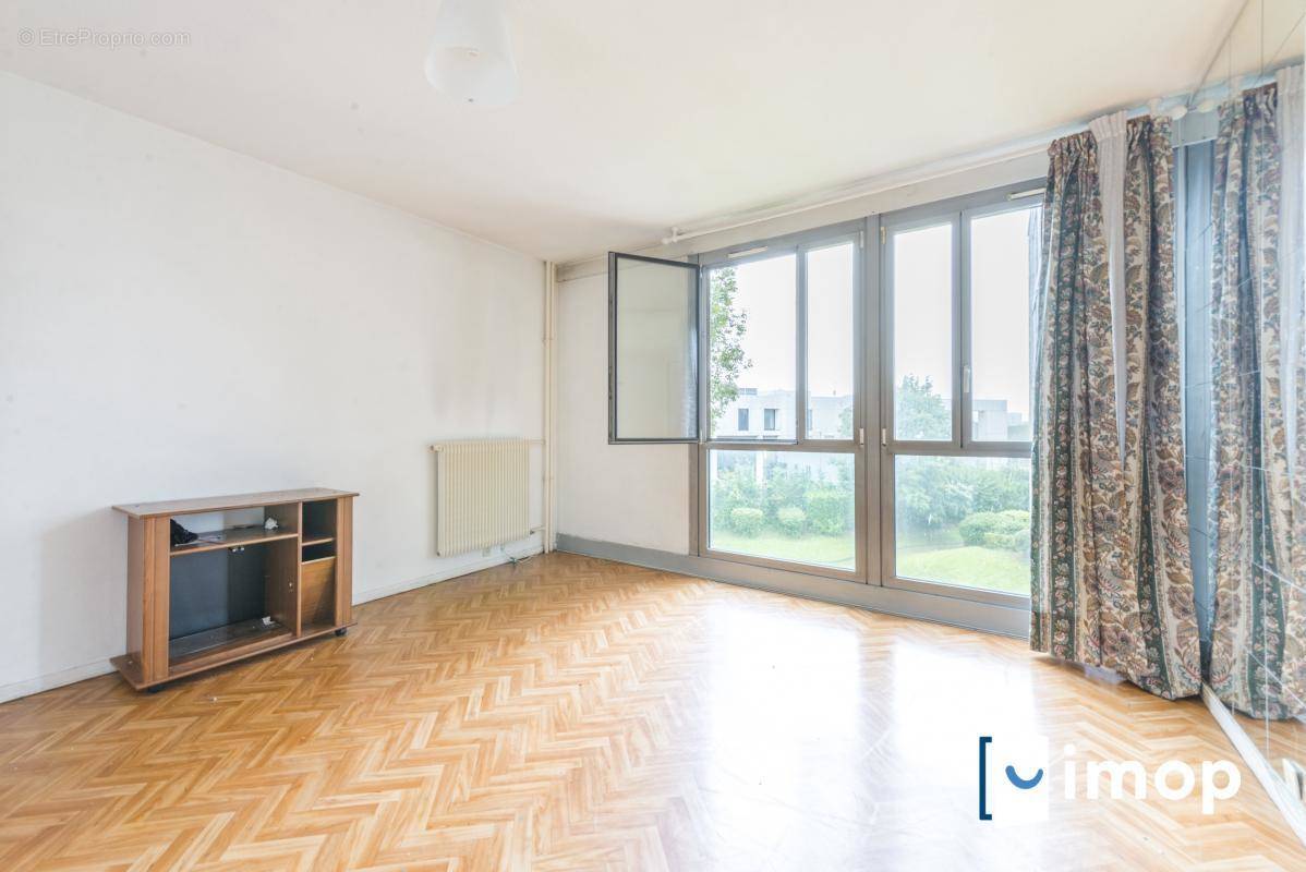 Appartement à SAINT-DENIS