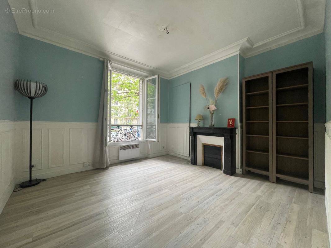 Appartement à PARIS-19E