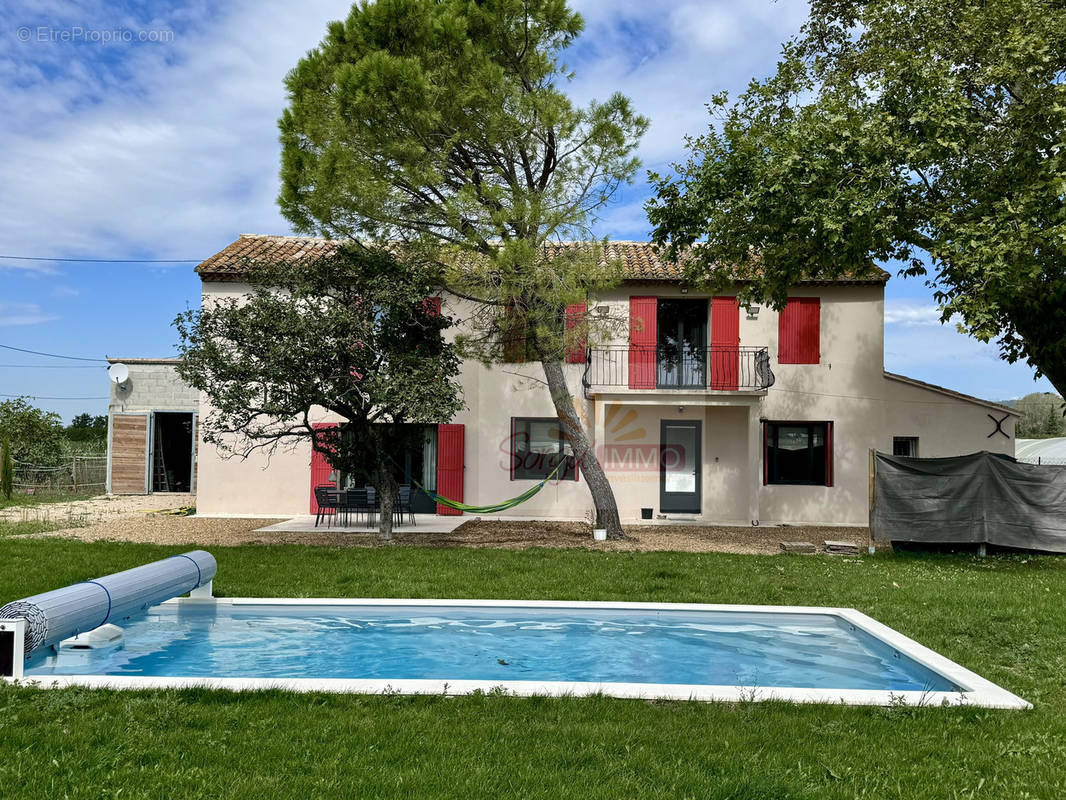 Maison à L&#039;ISLE-SUR-LA-SORGUE