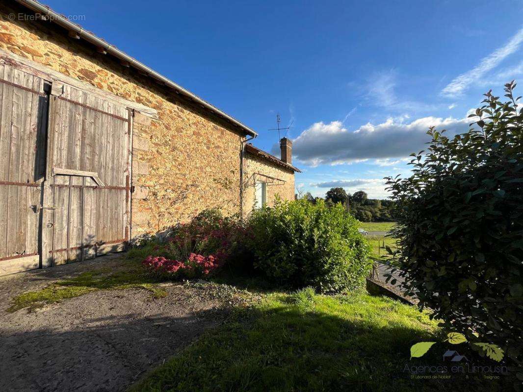 Maison à SAINT-MARTIN-TERRESSUS