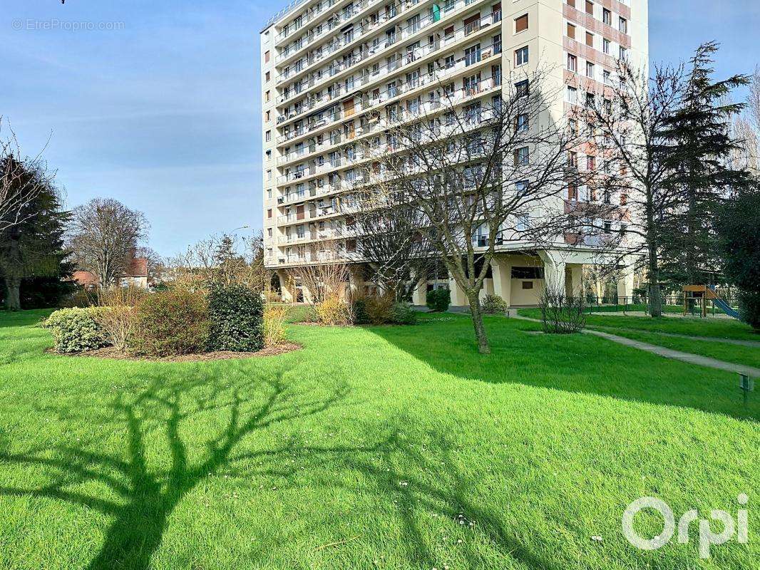 Appartement à LONGJUMEAU