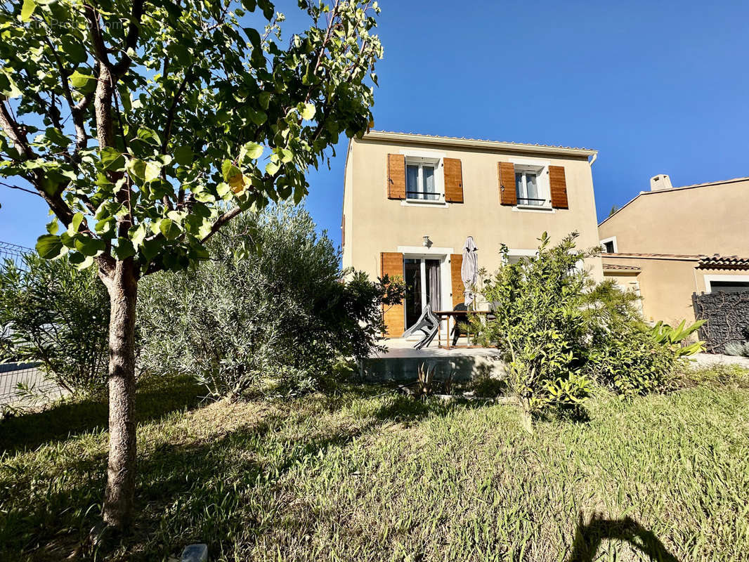 Maison à MAUSSANE-LES-ALPILLES