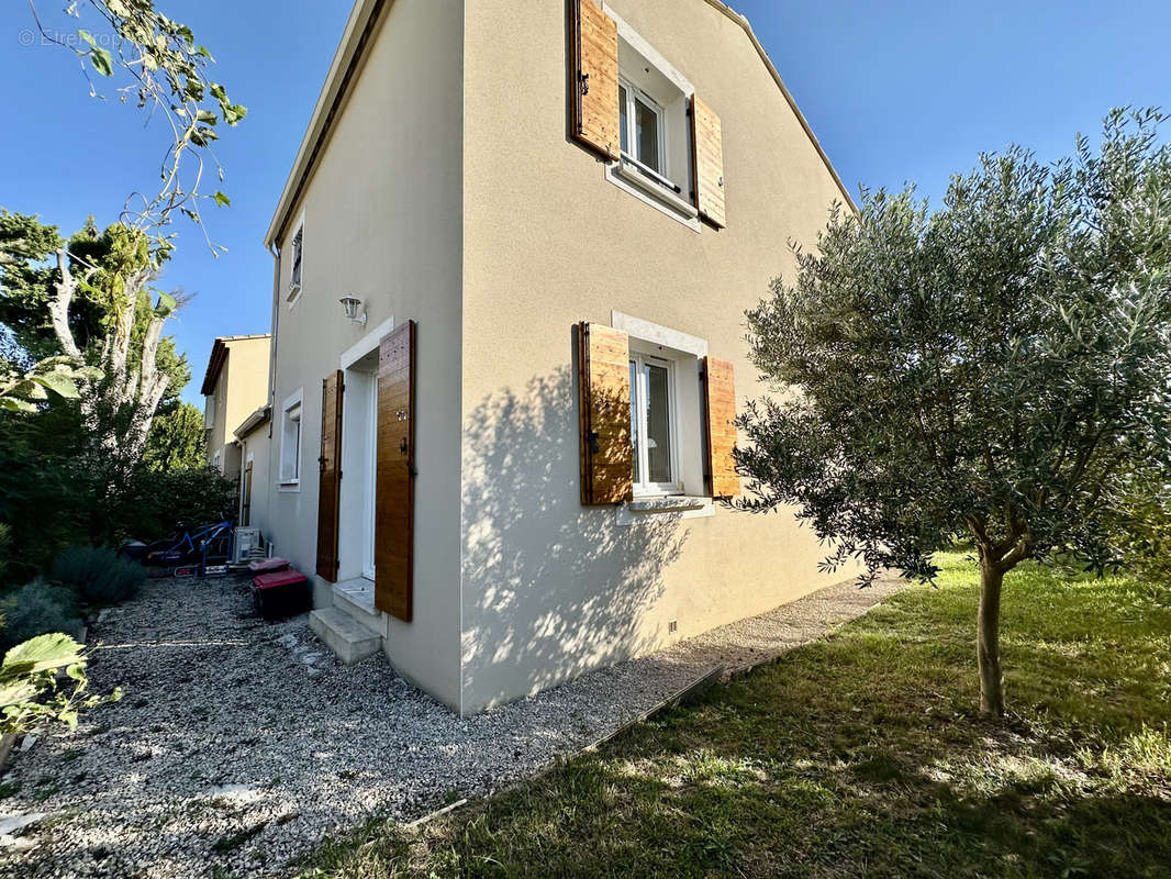 Maison à MAUSSANE-LES-ALPILLES